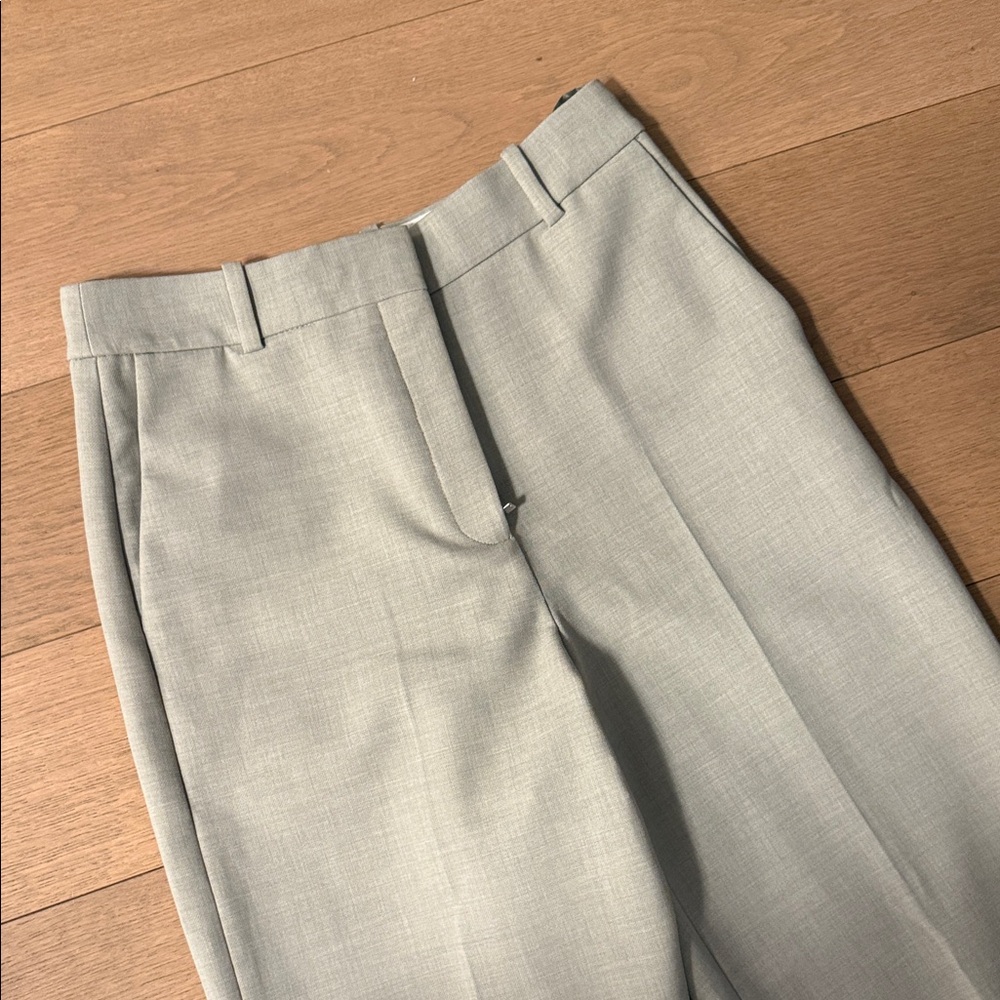 Light Grey Babaton Agency pants from Aritzia A NWOT - Picture 3 of 6